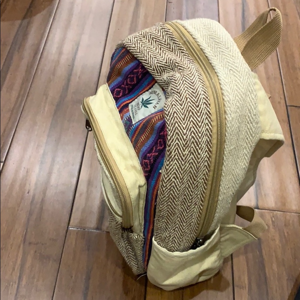 Small backpack - Picture 2 of 3
